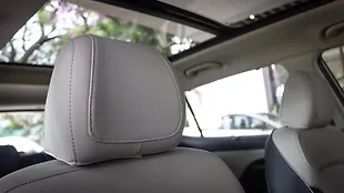 Hyundai Creta Electric Front Seat Headrest Hyundai Creta Electric Front Seat Headrest