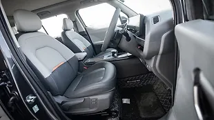 Kia Syros Front Row Seats