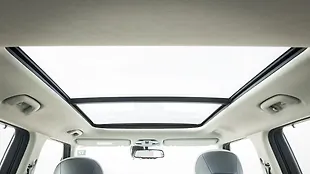 Kia Syros Inner Car Roof