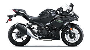 Yamaha YZF R3 Price Images Used YZF R3 Bikes BikeWale