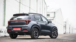 Kia Sonet Right Rear Three Quarter