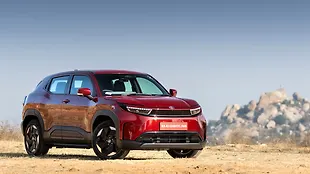 Toyota Urban Cruiser Ebella Right Front Three Quarter
