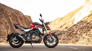 Hero Xtreme 250R Right Side View