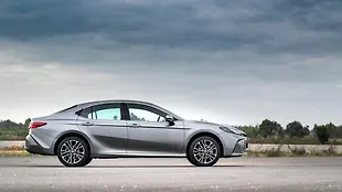 Toyota Camry Right Side View