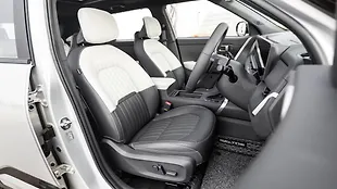 Kia Seltos Front Row Seats