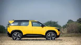 Tata Sierra Right Side View