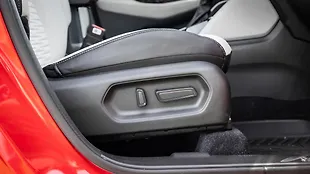 Maruti Suzuki Victoris Seat Adjustment Electric for Driver