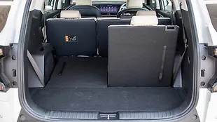 Kia Carens Clavis Bootspace Rear Split Seat Folded