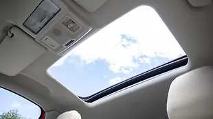Tata Altroz Sunroof/Moonroof