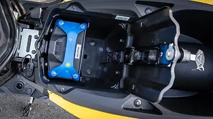 VIDA VX2 Battery Compartment