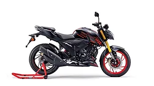 Bajaj Pulsar NS200 price in Hyderabad November 2025 on road