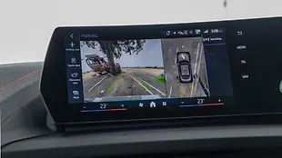 BMW 2 Series Gran Coupe 360-Degree Camera Control