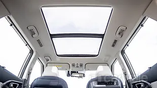 Kia Carens Clavis EV Sunroof/Moonroof