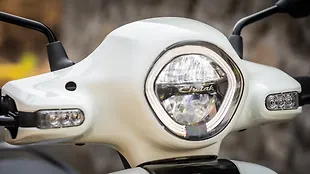 Bajaj Chetak C2501 Daytime Running Lamp