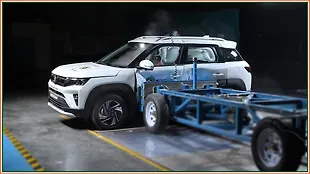 Maruti Suzuki Brezza Left Front Three Quarter Maruti Suzuki Brezza Left Front Three Quarter