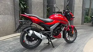 Bajaj Pulsar 150 [2026] Right Rear Three Quarter