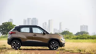 Tata Punch Right Side View