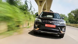 Mahindra XUV400 Front View