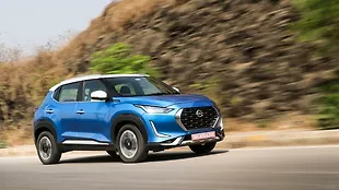 Nissan Magnite [2020-2024] Right Front Three Quarter