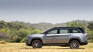 Jeep Meridian Left Side View