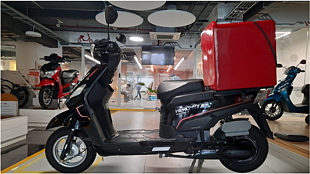 hero electric bike showroom