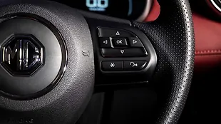 MG Astor Right Steering Mounted Controls