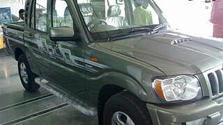 Mahindra Scorpio Getaway - Images, Colors & Reviews - CarWale