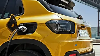 Jeep Avenger Open Fuel Lid Jeep Avenger Open Fuel Lid