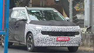 Kia New Sonet Right Front Three Quarter