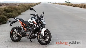 KTM 250 Duke Front three-quarter KTM 250 Duke Front three-quarter