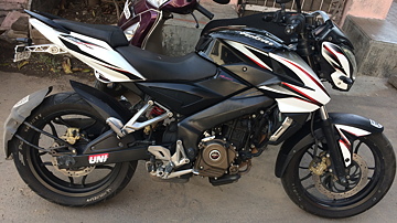 Used 2014 Bajaj Pulsar NS200 Standard (S101918) for sale in Pune | BikeWale