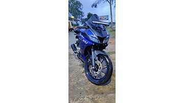 Used 2022 Yamaha YZF R15 V3 Racing Blue ABS BS VI 