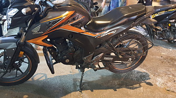 Used 19 Honda Cb Hornet 160r Abs Dlx S For Sale In Mumbai Bikewale