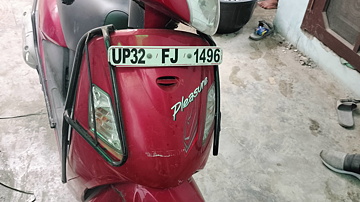 used pleasure scooty price