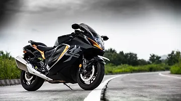 Suzuki Hayabusa Price - Mileage, Images 