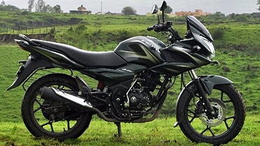 Bajaj Discover 150F and Discover 150S