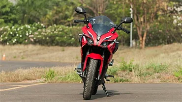 Images of Bajaj Pulsar RS 200 | Photos of Pulsar RS 200 - BikeWale Images of Bajaj Pulsar RS 200 | Photos of Pulsar RS 200 - BikeWale
