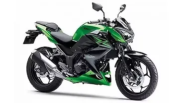 Kawasaki unveils the Z300 at the EICMA Show - BikeWale