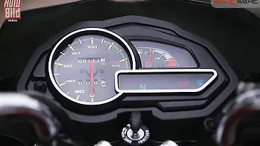 Bajaj Discover 125 ST Front Image 