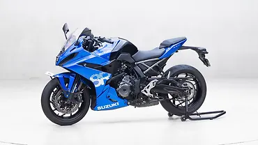 Suzuki GSX-8R 360°
