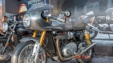 2016 Triumph Thruxton R Photo Gallery