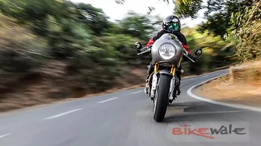 Triumph Thruxton R Price, Images & Used Thruxton R Bikes - BikeWale