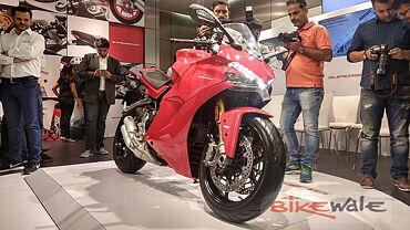 Ducati SuperSport and SuperSport S photo gallery