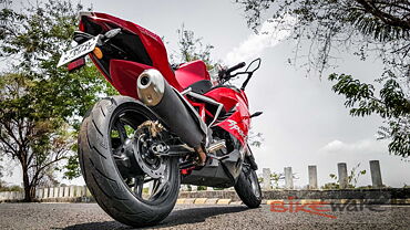 Apollo Alpha H1 Motorcycle Radial Tyre Product Review: Stock vs New