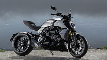 2019 ducati diavel deals 1260