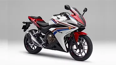 2019 Honda CBR400R breaks cover - BikeWale