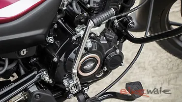 Bajaj Platina 110 Exterior