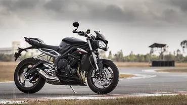Triumph Daytona Moto2 765 officially unveiled - BikeWale