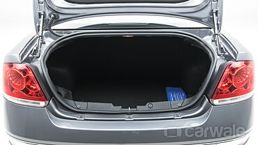 Fiat Linea Boot Space