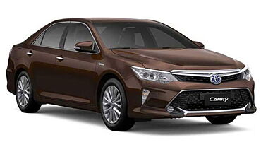 Toyota Camry [2015-2019] Right Front Three Quarter